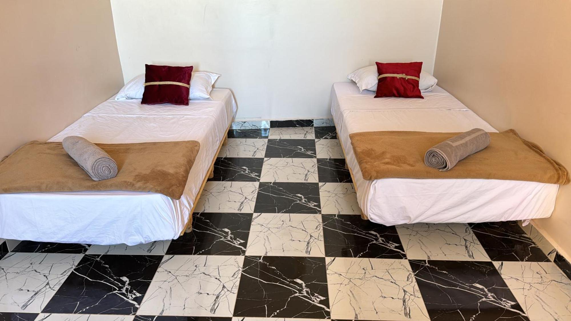 Soraya Guest House Surf Camp & Restaurant Imsouane Esterno foto